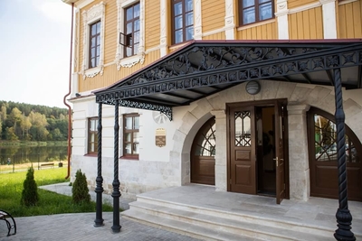 Отдых с завтраком в «Усадьбе Мосоловых» со скидкой 40%!